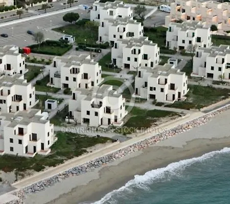 Studio Residence Les Miramars Le Barcares Exterior photo