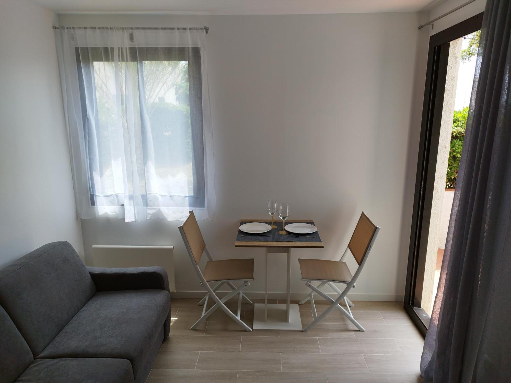 Les Miramars Apartment Le Barcares